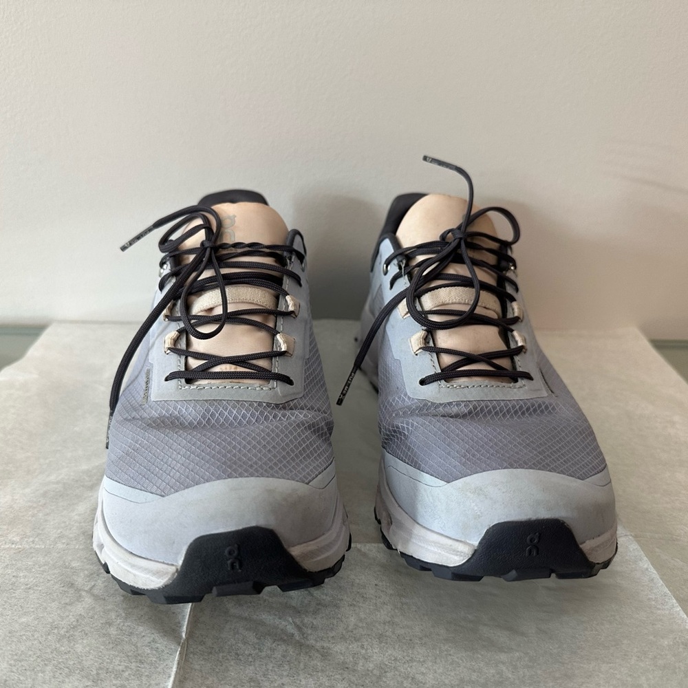On Cloudvista Waterproof Trail Shoe - Picture 3 of 10